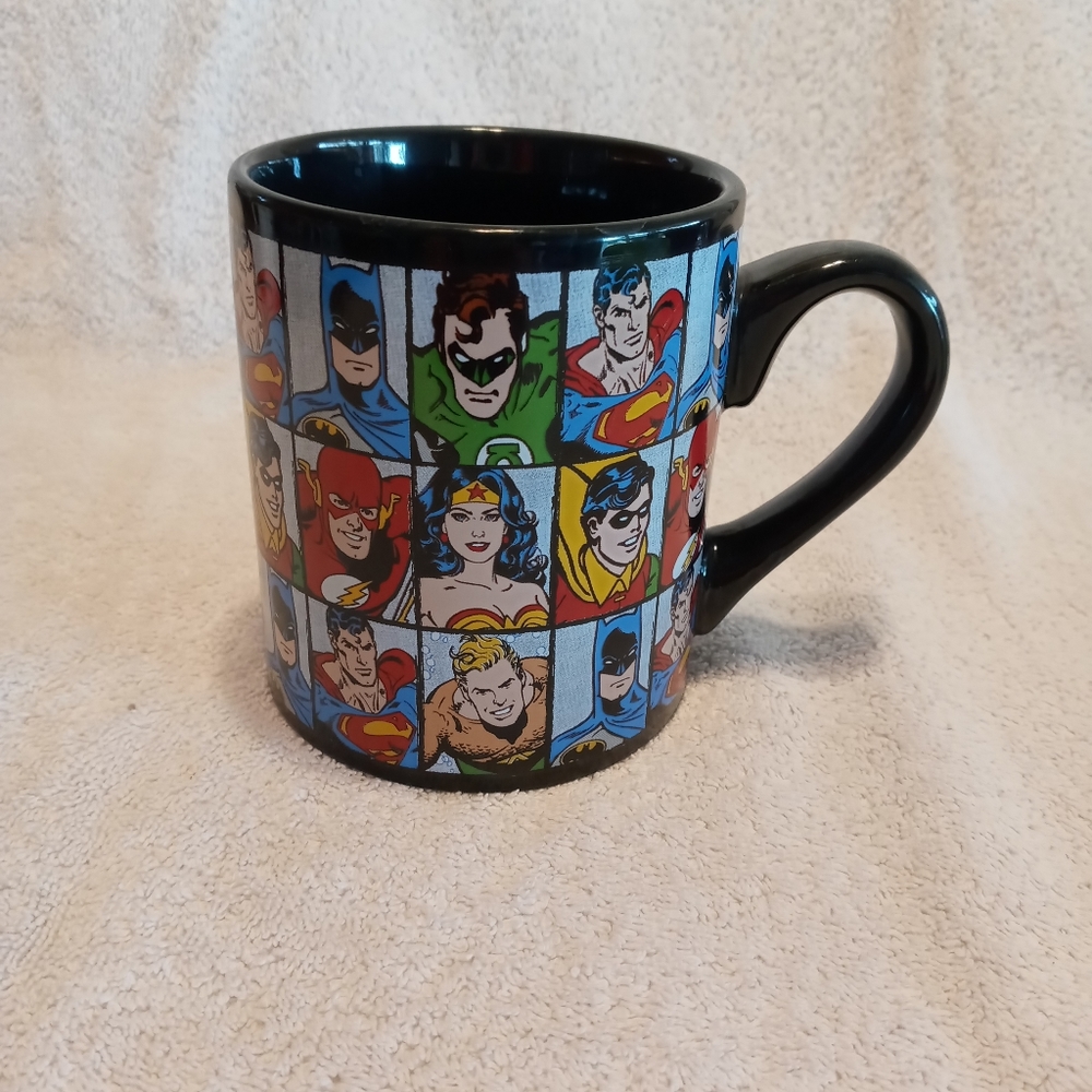 DC Comics Character Grid Ceramic Coffee Mug 12oz Black Interior & Glossy Finish